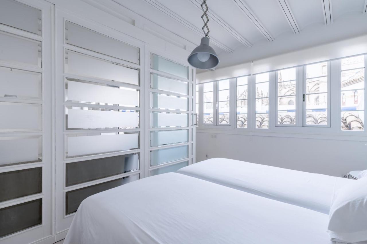 Historic Building Cathedral Apartment เซบีญา ภายนอก รูปภาพ