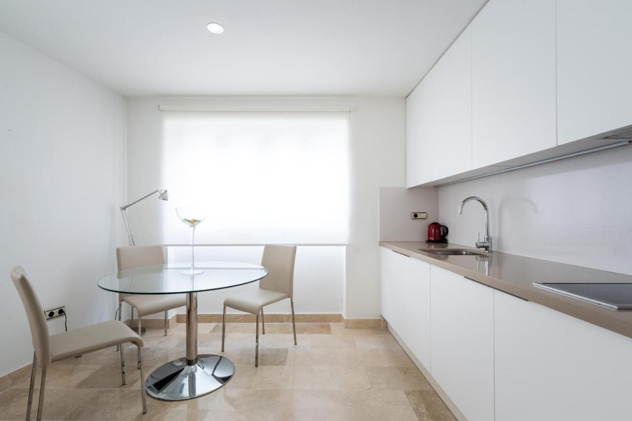Historic Building Cathedral Apartment เซบีญา ภายนอก รูปภาพ