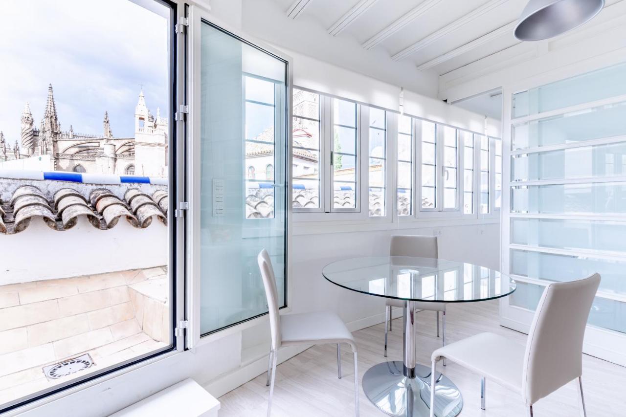 Historic Building Cathedral Apartment เซบีญา ภายนอก รูปภาพ