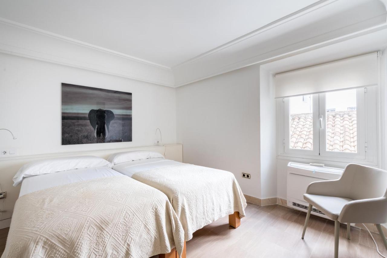 Historic Building Cathedral Apartment เซบีญา ภายนอก รูปภาพ